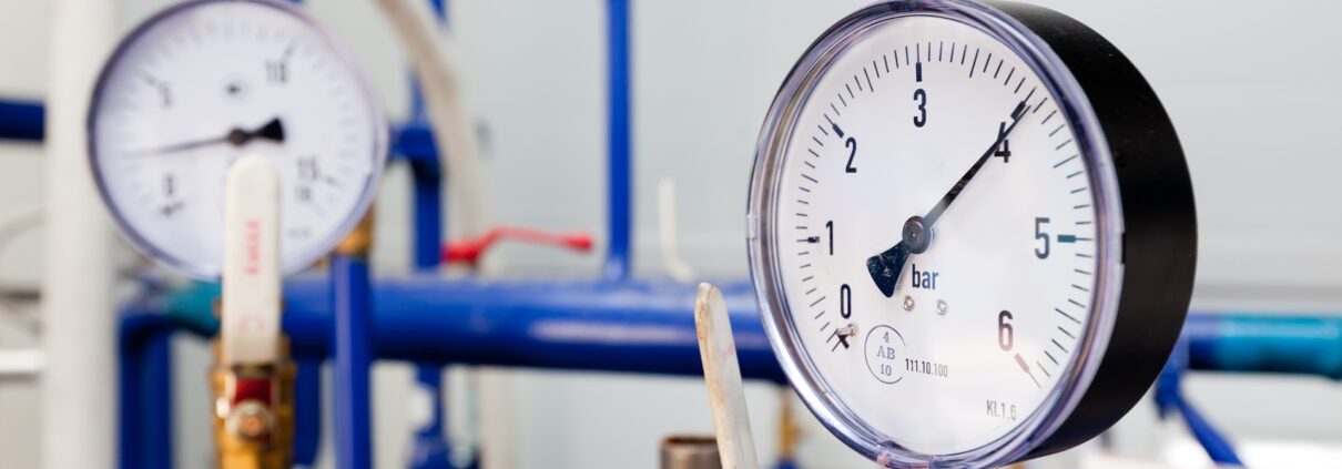 Manometer an Kompressoranlage für Druckluftwaffen | Druckluftwaffen