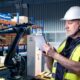 Mobiler Palettenwickler in automatisiertem Lager